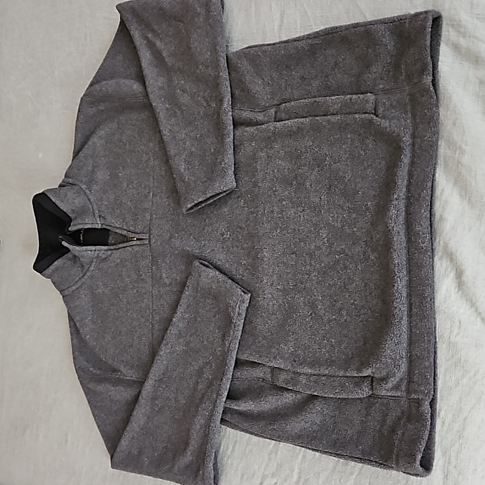 St. John's Bay pullover sweater Mens Medium
